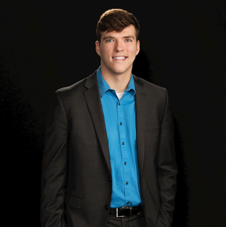 Sisko-Zach-23794-web