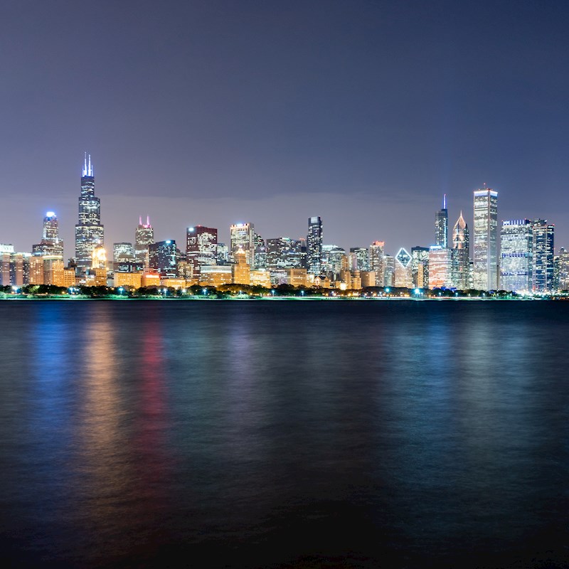 Chicago skyline with lake