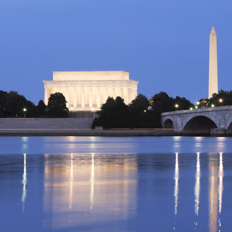 Washington DC monuments at night